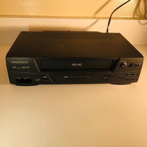 Philips Magnavox VRC602MG21 Hi-Fi 4-Head Video Cassette Recorder TESTED Good - Picture 1 of 6